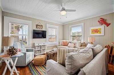 6 Bedroom 4.5 Baths Sleeps 14 Partial Ocean Views